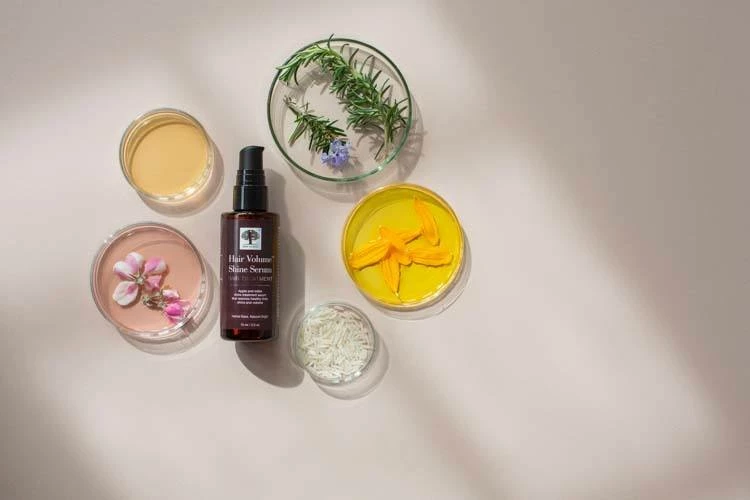 New Nordic Hair Volume™ Shine Serum 75ml 4 New Nordic Hair Volume™ Shine Serum 75ml - Bilde 4